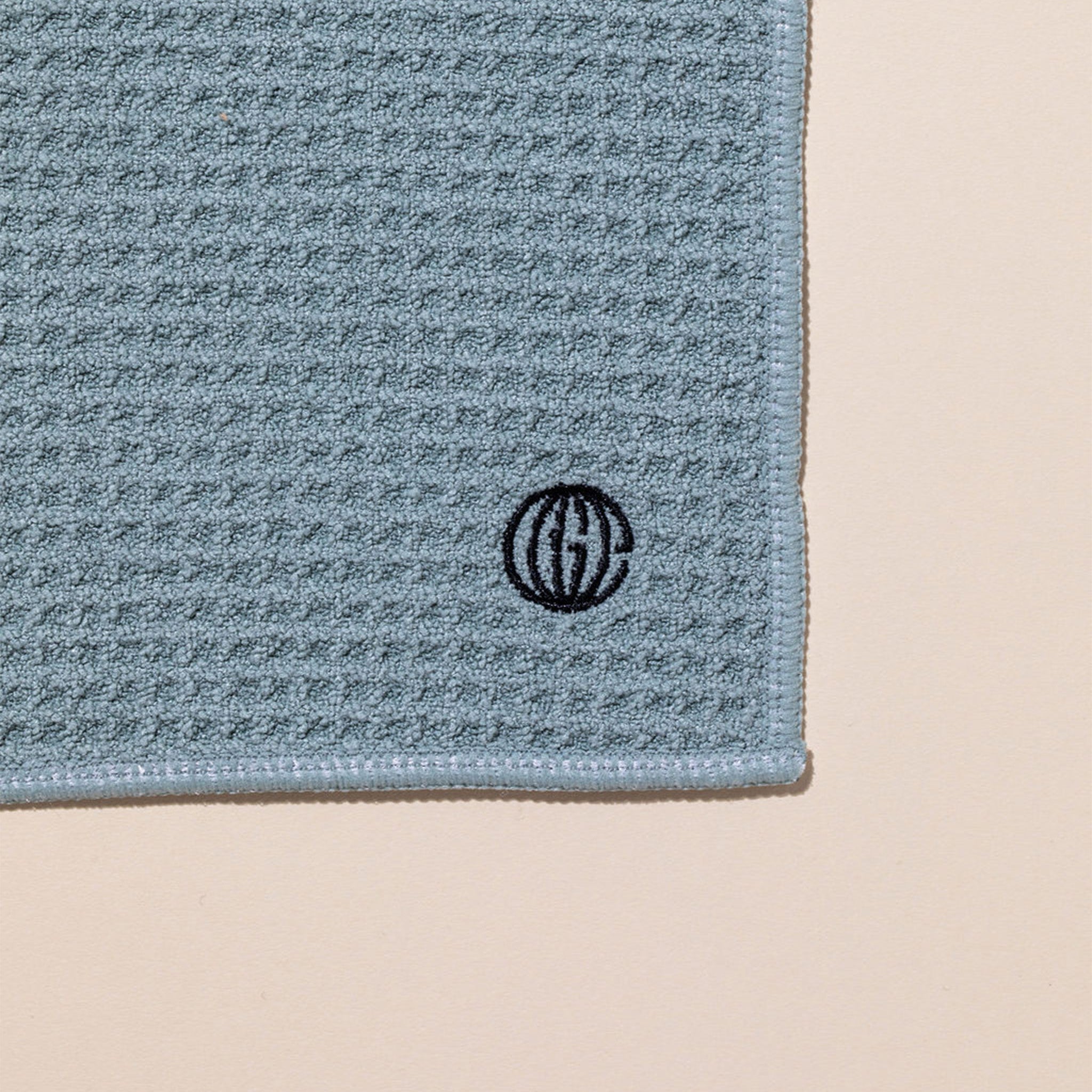 Reusuable Microfiber Cloths logo detail